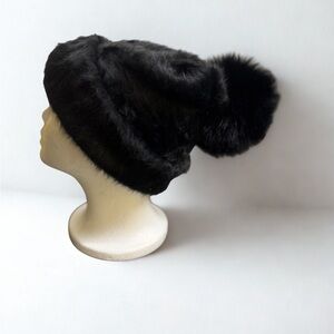 AVU LE VU Slouchy Beanie Hat Real Angora Rabbit Hair, Real Fox Pom Pom Black